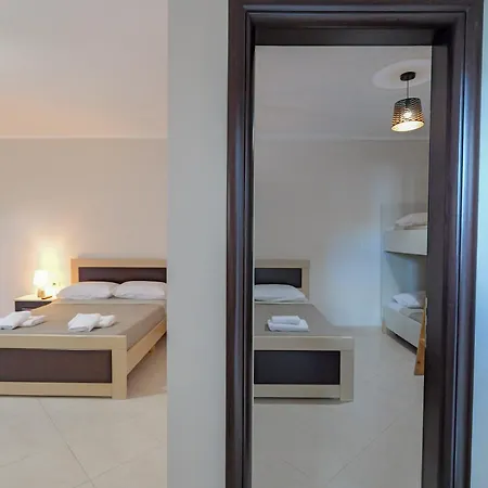 Hotel Deja Vu Ksamil Room photo